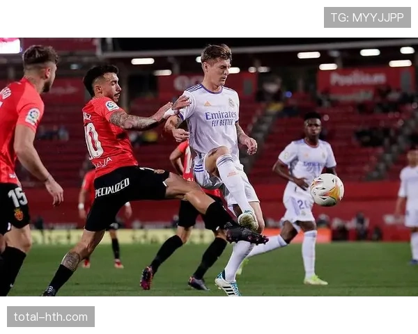 马洛卡中场状态回暖，组织进攻助球队强势前行