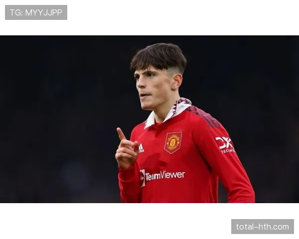 霍伊伦本赛季状态表现如何